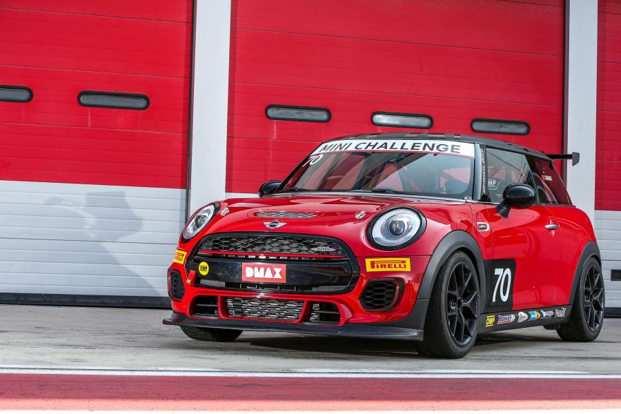  Mini Cooper S JCW Challenge 2016 года  (фото 23 из 60)